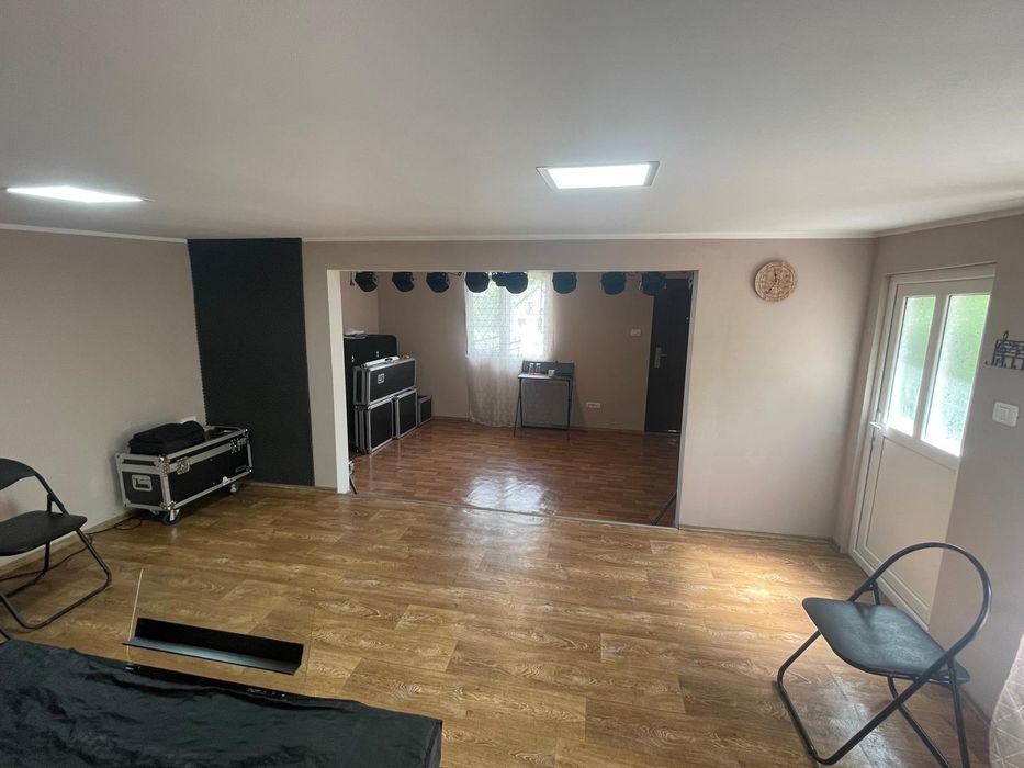 Sală repetiții muzicale.