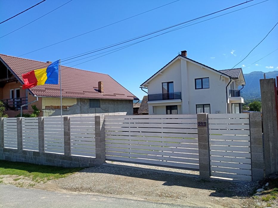 Casa de vânzare in Tohanu nou