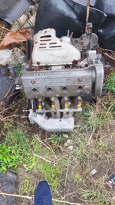Двигатель на разбор