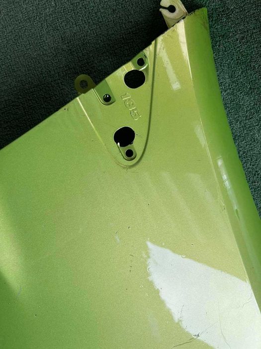 калник десен Renault Clio III R185 модел 2005-2012г. #001S