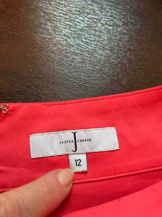 Продается платье нарядное стильное