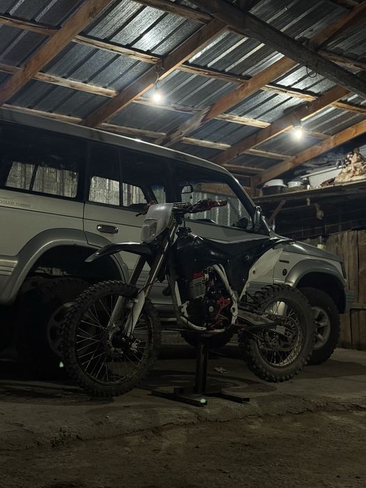 Эндуро 250сс4V 172fmm