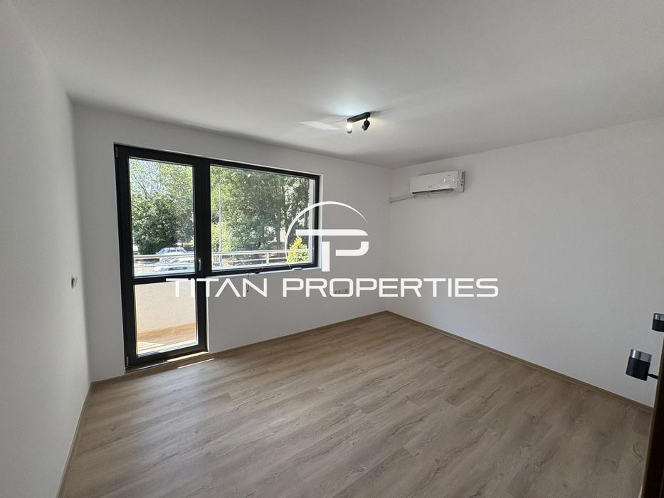 Дава се под наем Двустаен апартамент в Бургас, Зорница - 65 кв.м за 433.5 € - Снимка #2