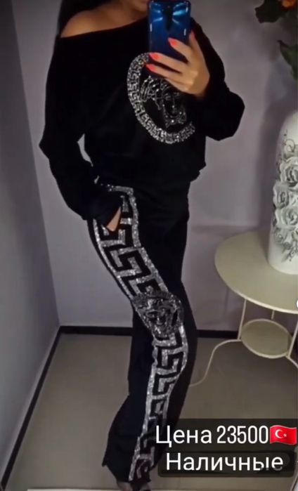 Продаю Шикарный Кастюм