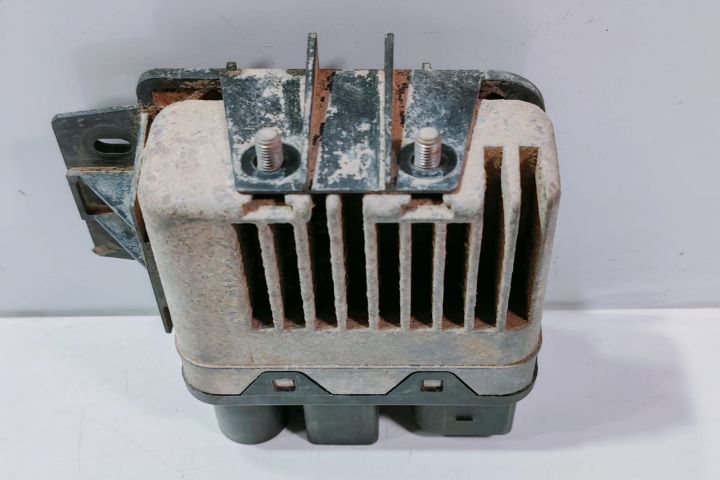 Releu  electroventilatoare 7H0959507 Volkswagen VW Transporter T5