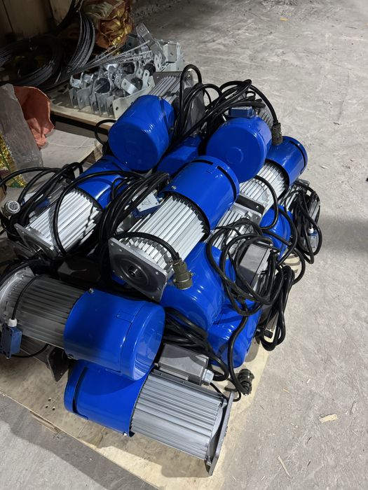 Двигатель на строительную люльку