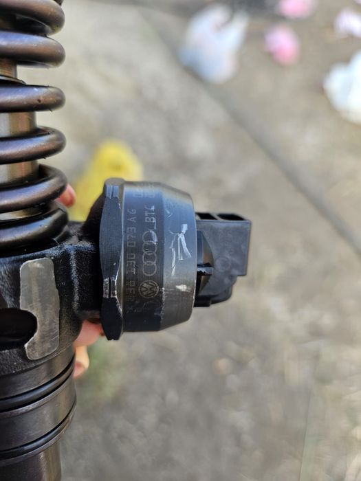 Injectoare  Audi a3 8p 2.0 tdi