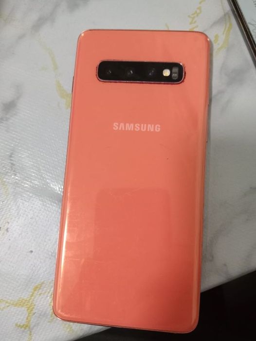 Обменяю самсунг с 10