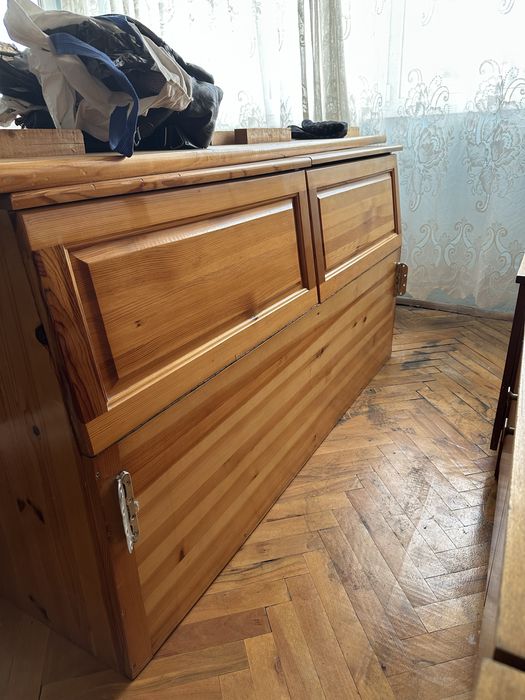 Секции шкафове скрин