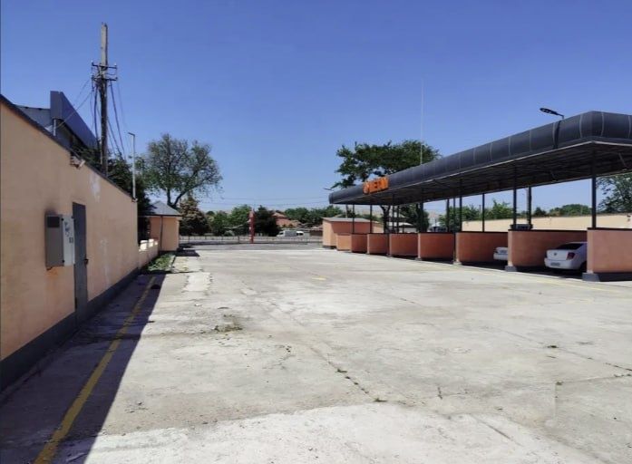 Метан заправка на продажу.Чирчик город.40 соток