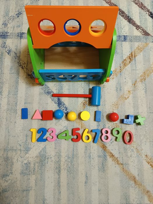 Vand jocuri educative din lemn pentru copii