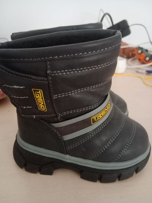 Детские сапоги новые