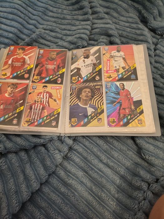 Stickere panini world cup și carduri 365 sau fifa adrenalin x  sau match attax ediție mai veche