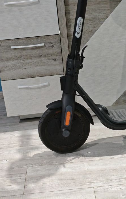 Електрическа тротинетка Segway-Ninebot F40 - В Отлично състояние