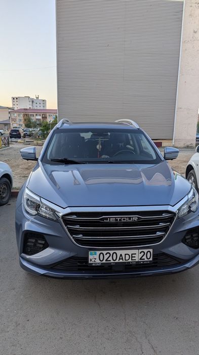 Кросовер Jetour x70 2023