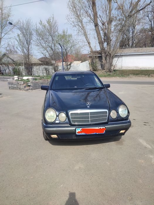 Mercedes Benz W210 Elegance