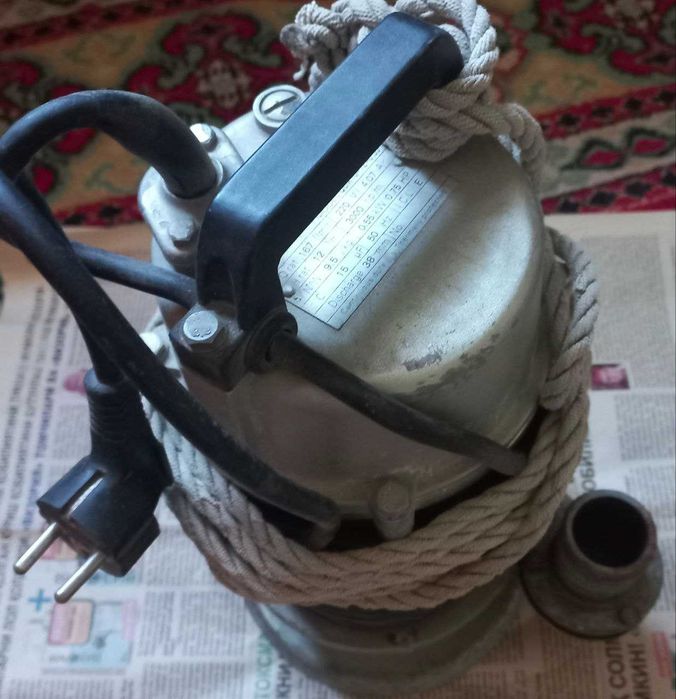 Водяной погружной насос. Shimge.