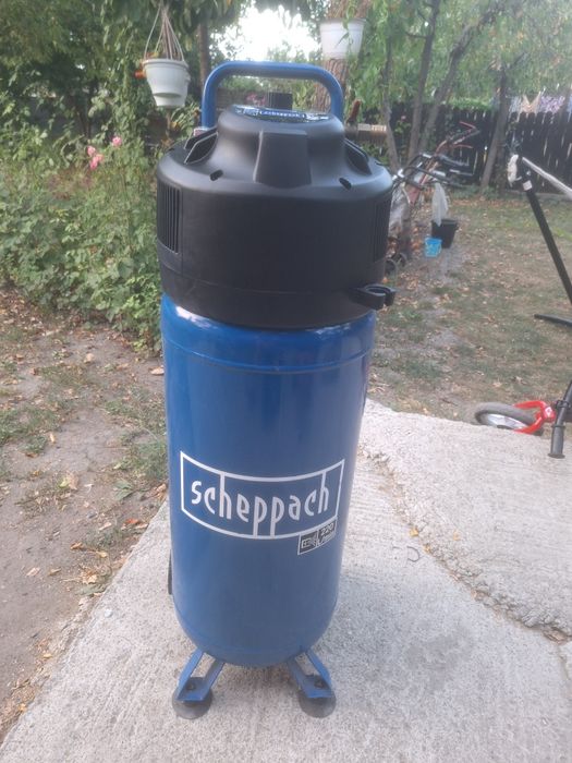 Compresor vertical fără ulei Scheppach