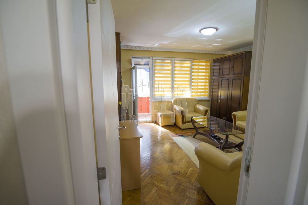 Продава се Етаж от къща в Варна, Централна поща - 130 кв.м за 2147 €/кв.м - Снимка #8