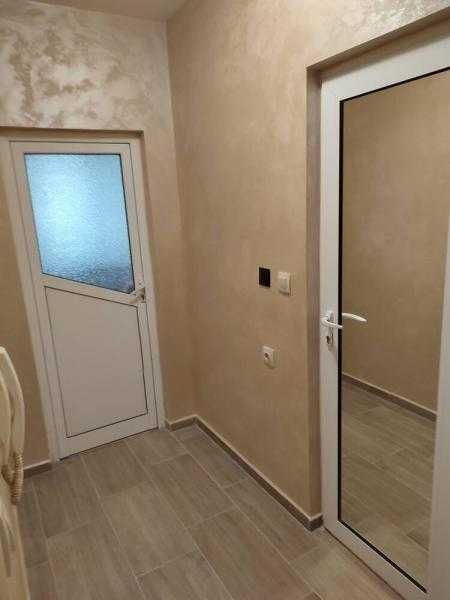 Дава се под наем Двустаен апартамент в Бургас, Лазур - 60 кв.м за 357 € - Снимка #6