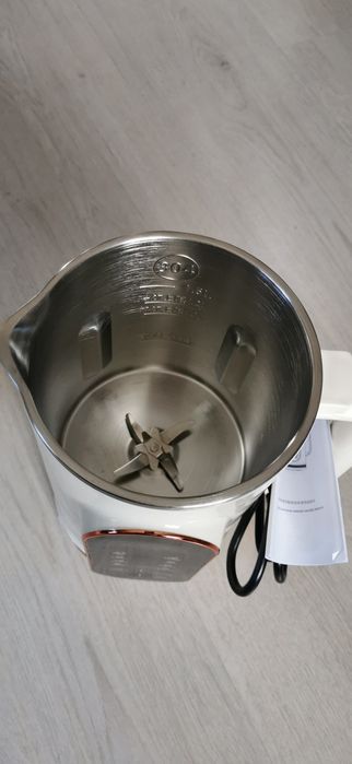 Уред за ядково мляко