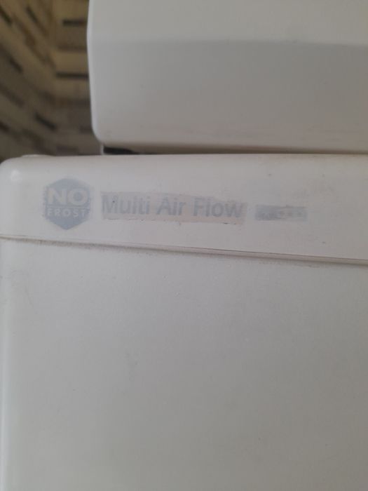 Продаётся холодильник LG