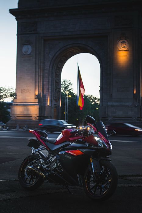 Urgent Yamaha yzf r125 2016 ABS