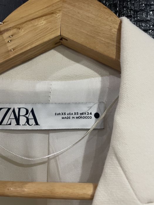 Страхотен костюм ZARA