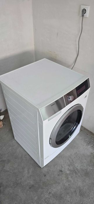 Сушилна машина AEG Lavatherm T96699IH
