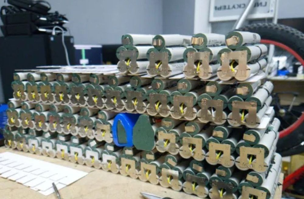 Mopedlarga li ion batareka terish