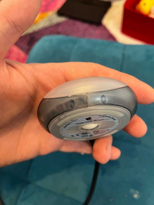 Mouse Apple  colectie  „Hockey Puck” (model M4848) RAR TESTAT ok  USB