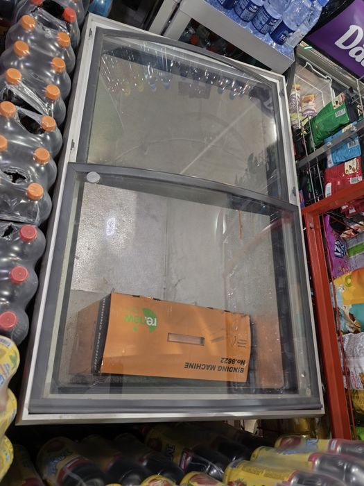 Морозильник б/у нету фреона