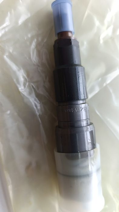 Форсунка на 904 двигатель. Оригинал.