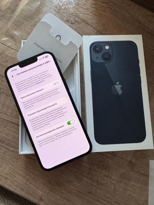 Продам Apple iphone 13