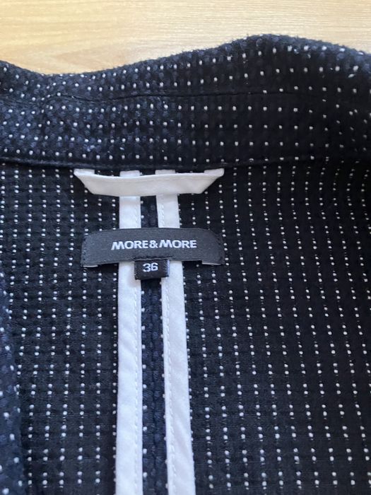 Сако на точки