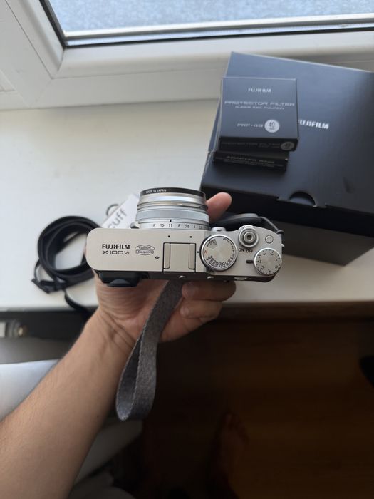 Продам свой Fujifilm x100vi в отличном состоянии