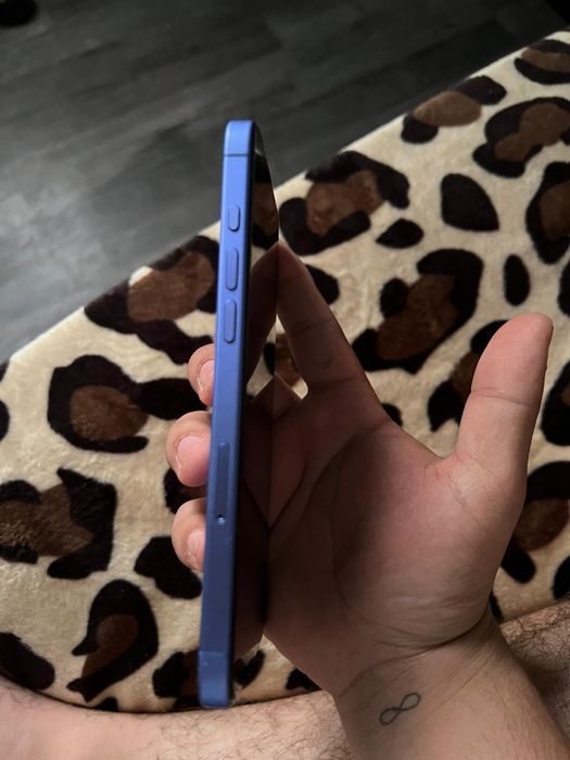 Iphone 16 plus.
