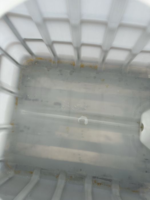 Емкост еврокуб 1000л для воды чистый