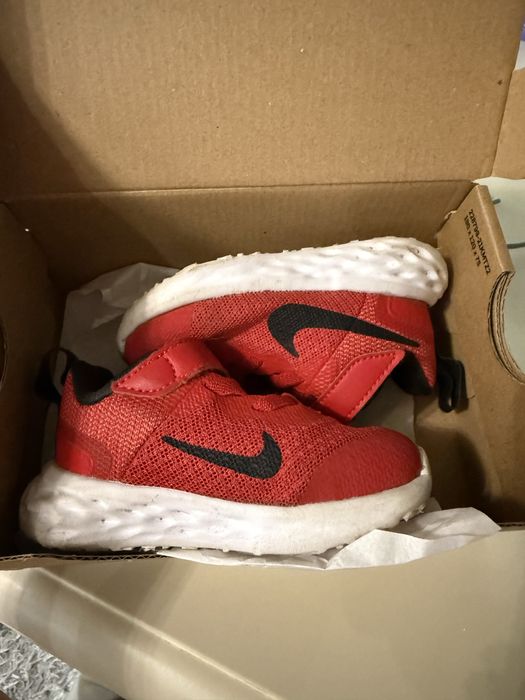 Маратонки Nike