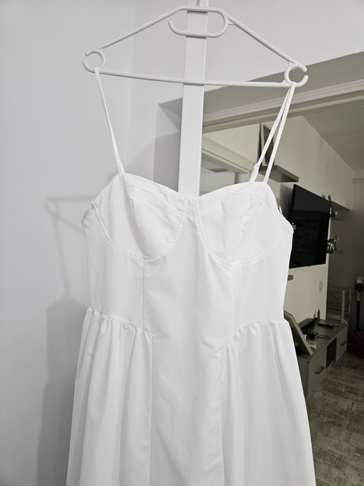 Rochie midi alba de vara