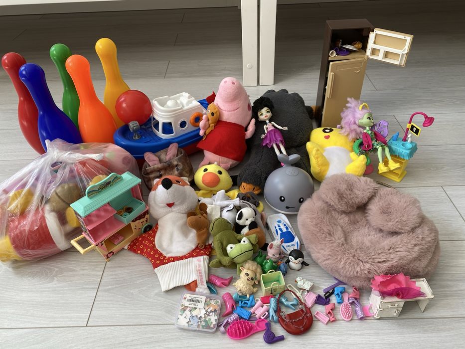 Продам игрушки пакетом