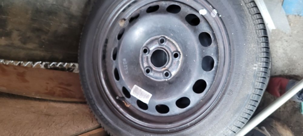 Jante aliaj cu cauciucuri de vară