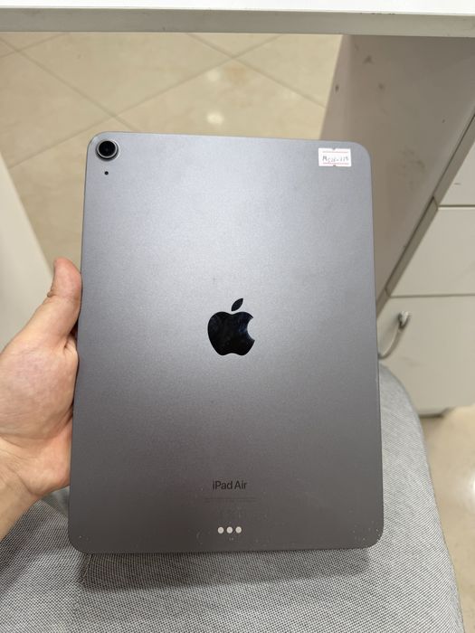 Ipad air 5 поколения 64GB