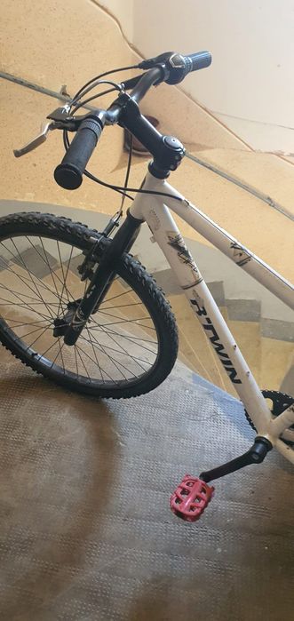 Bicicleta copil 6 - 10 ani