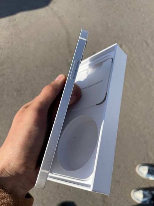 iPhone 12,128gb в идеальном состояний