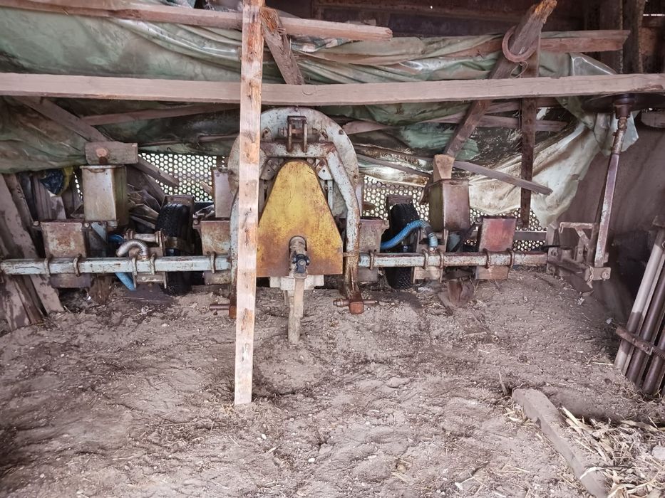 Semănătoare porumb