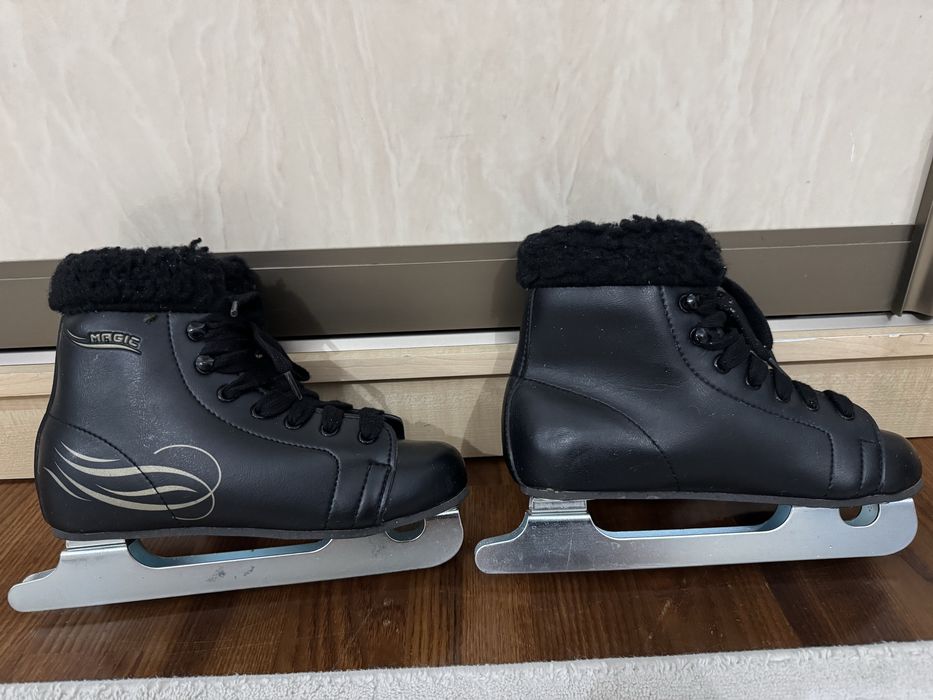 Продам коньки детские б/у