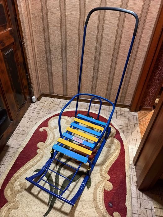 Санки детские + игрушка леопард в подарок