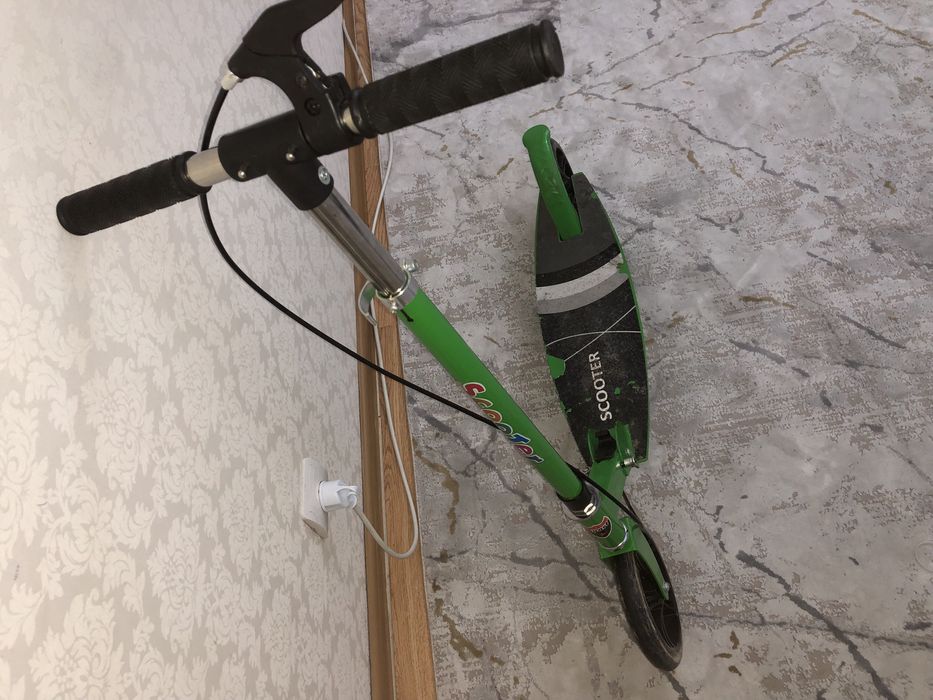 Скоростной самокат с тормозом