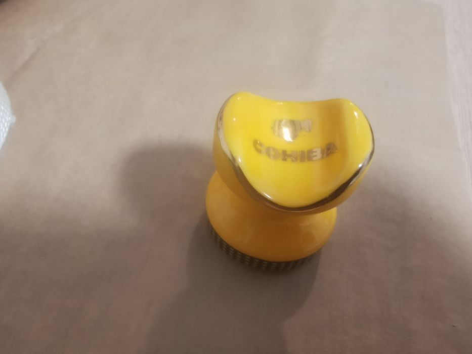 Пепелник за пури